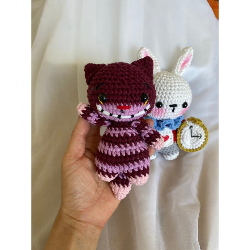 The Cheshire cat and white rabbit Amigurumi doll, The Cheshire cat crochet doll, White rabbit Alice in Wonderland