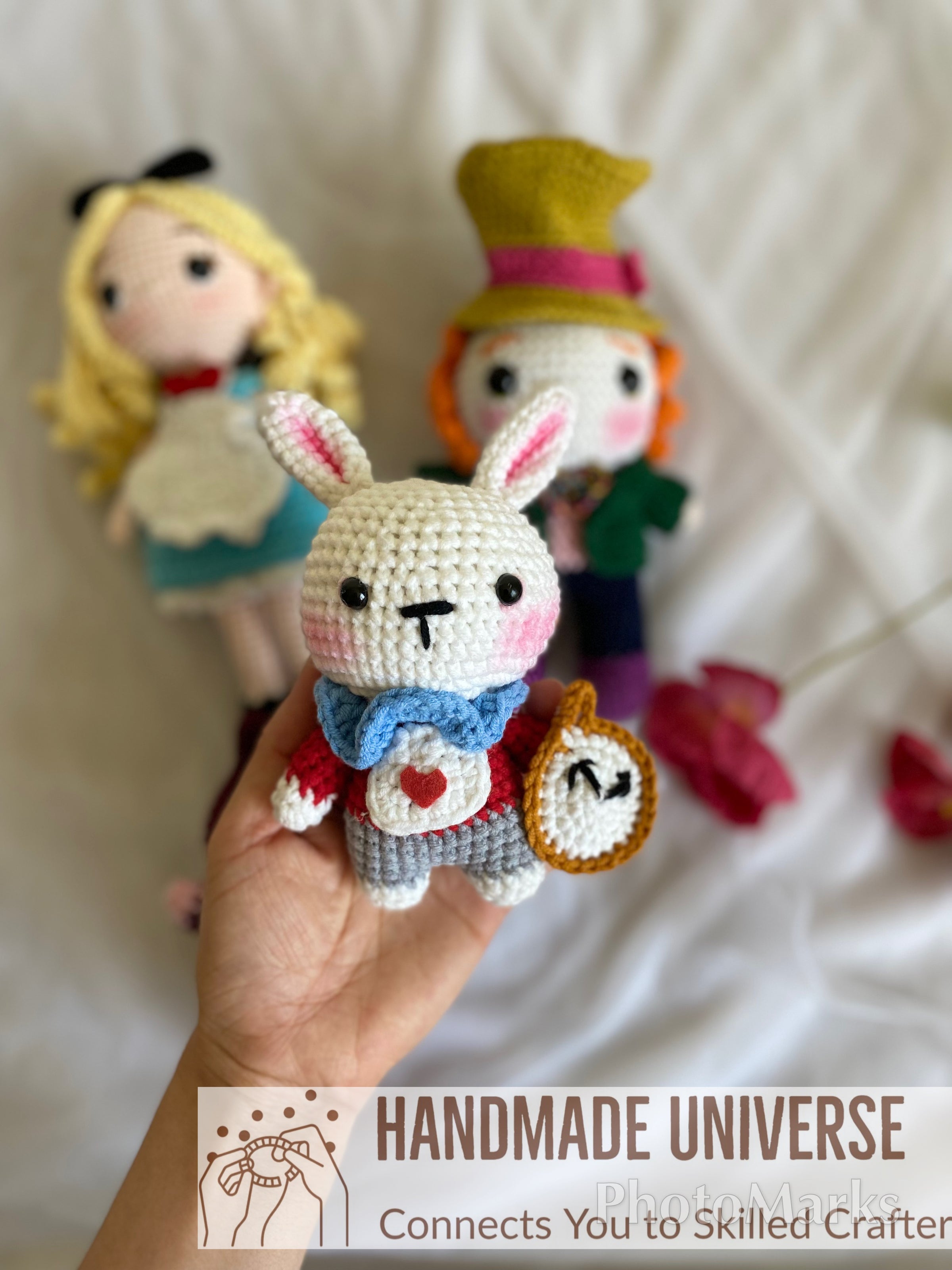 Crochet Alice in wonderland dolls, Amigurumi Mad Hatter Alice in Wonderland, Crochet Alice princess