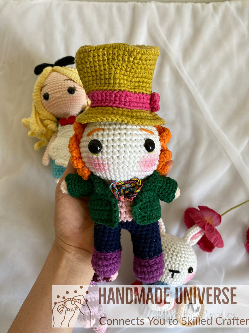 Crochet Alice in wonderland dolls, Amigurumi Mad Hatter Alice in Wonderland, Crochet Alice princess