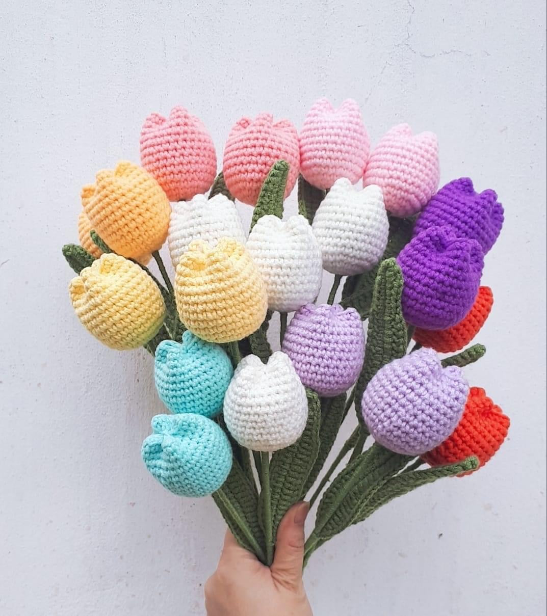 Crochet Tulip flowers, Crochet Tulip flowers for home decoration, handmade flower